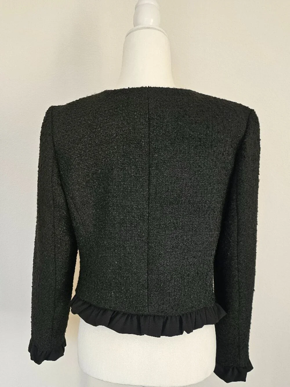 CeCe NWT Black Tweed Ruffle Trim Cropped Jacket Size 8 - Picture 10 of 16
